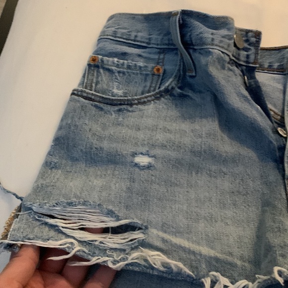 **SOLD** Levi - 501 Denim Shorts - Picture 1 of 9